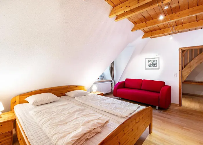 Ole Schuen Dannau Semesterbostad *